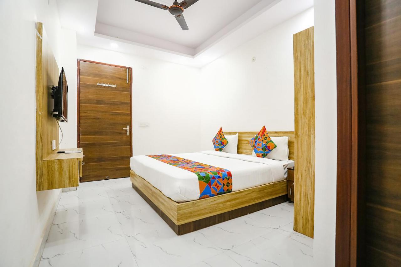 Fabhotel Silver Crown Gurgaon Exterior foto